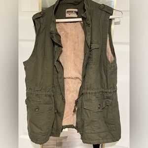 Army green vest- fuzzy inside size large